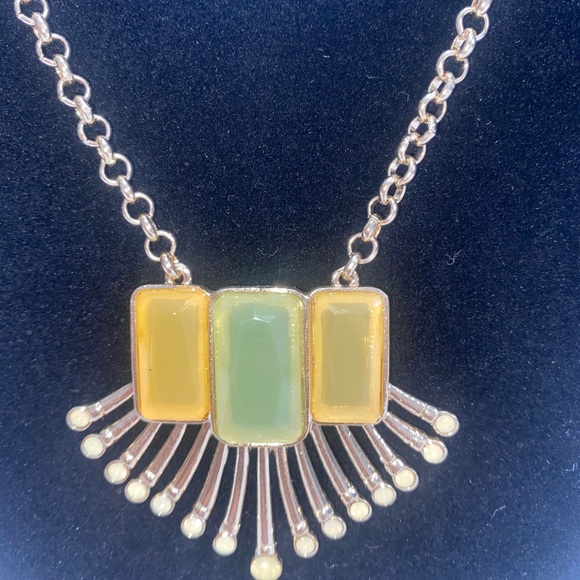 High fashion designer inspired necklace - Picture 2 of 2